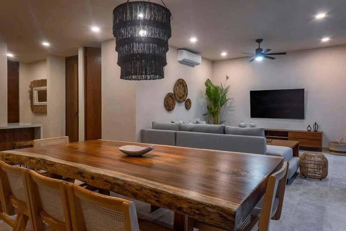 Elegant 4-Bedroom Villa With Dedicated Concierge Tulum Feriehus