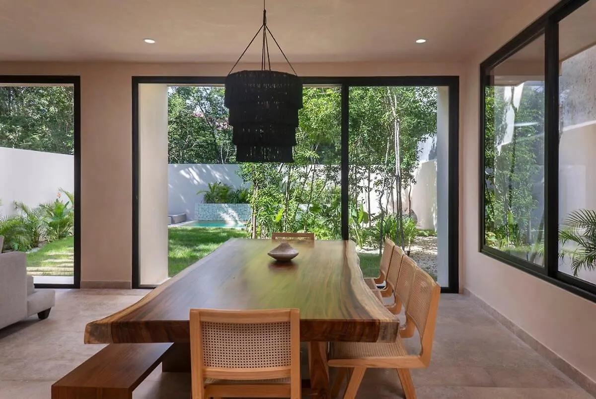 Feriehus Elegant 4-Bedroom Villa With Dedicated Concierge Tulum Mexico